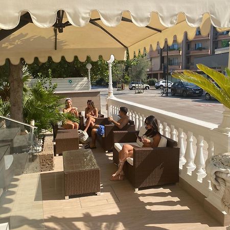 Hotel Caesar Paladium Rimini Zewnętrze zdjęcie