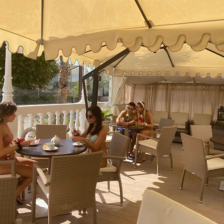 Hotel Caesar Paladium Rimini Zewnętrze zdjęcie