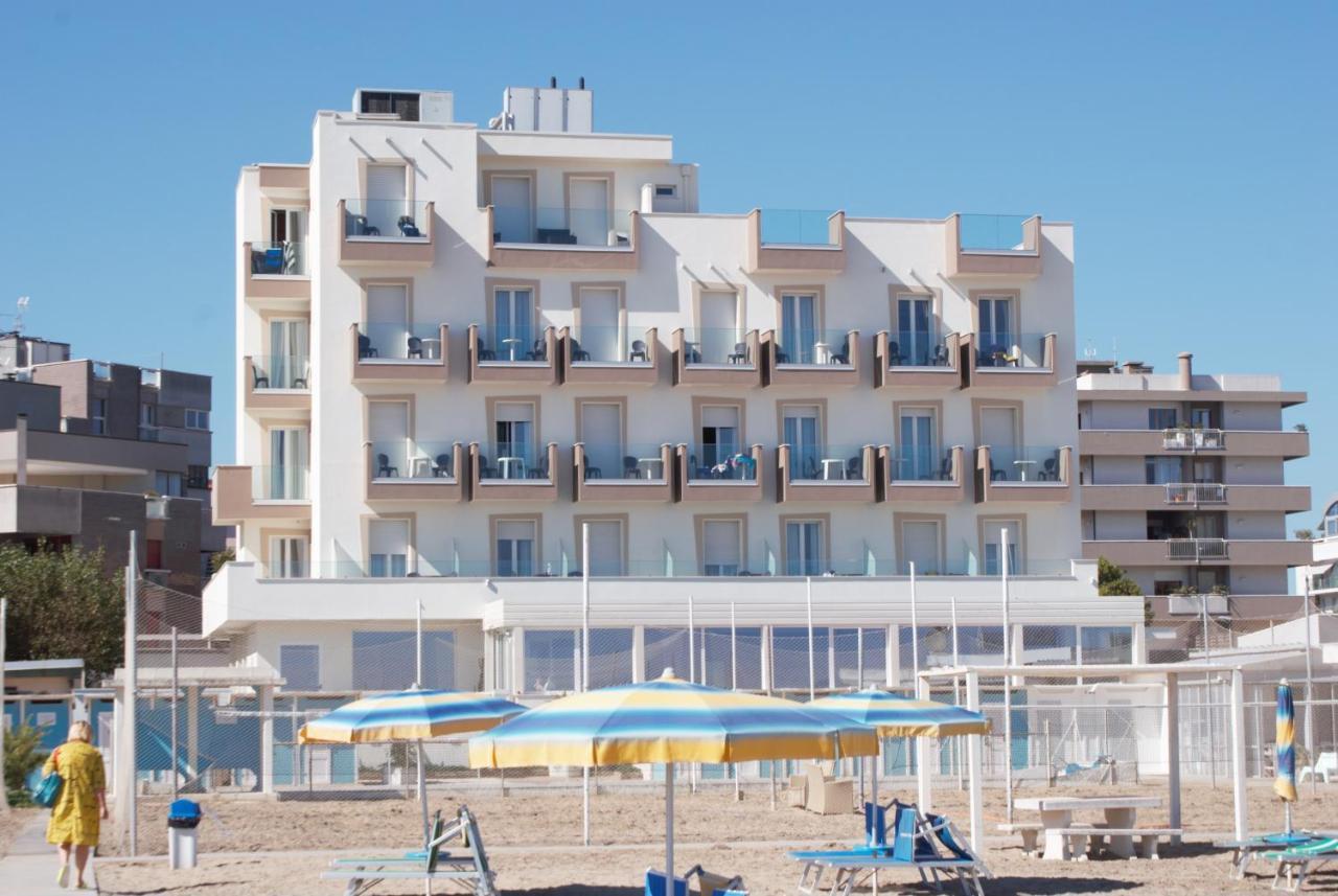 Hotel Caesar Paladium Rimini Zewnętrze zdjęcie