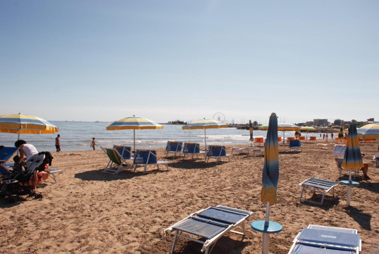 Hotel Caesar Paladium Rimini Zewnętrze zdjęcie