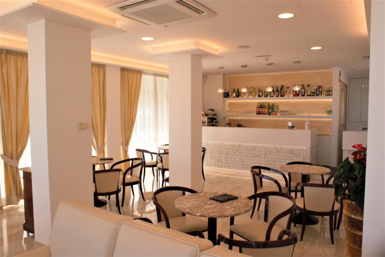 Hotel Caesar Paladium Rimini Zewnętrze zdjęcie