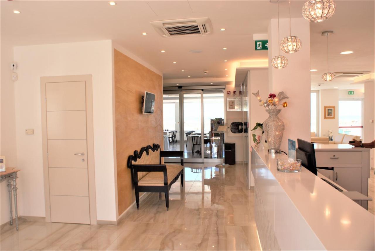 Hotel Caesar Paladium Rimini Zewnętrze zdjęcie