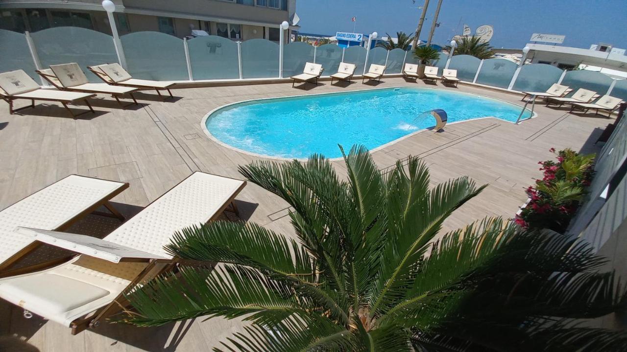 Hotel Caesar Paladium Rimini Zewnętrze zdjęcie