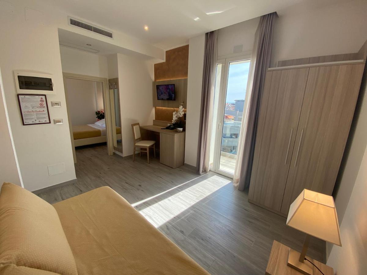 Hotel Caesar Paladium Rimini Zewnętrze zdjęcie