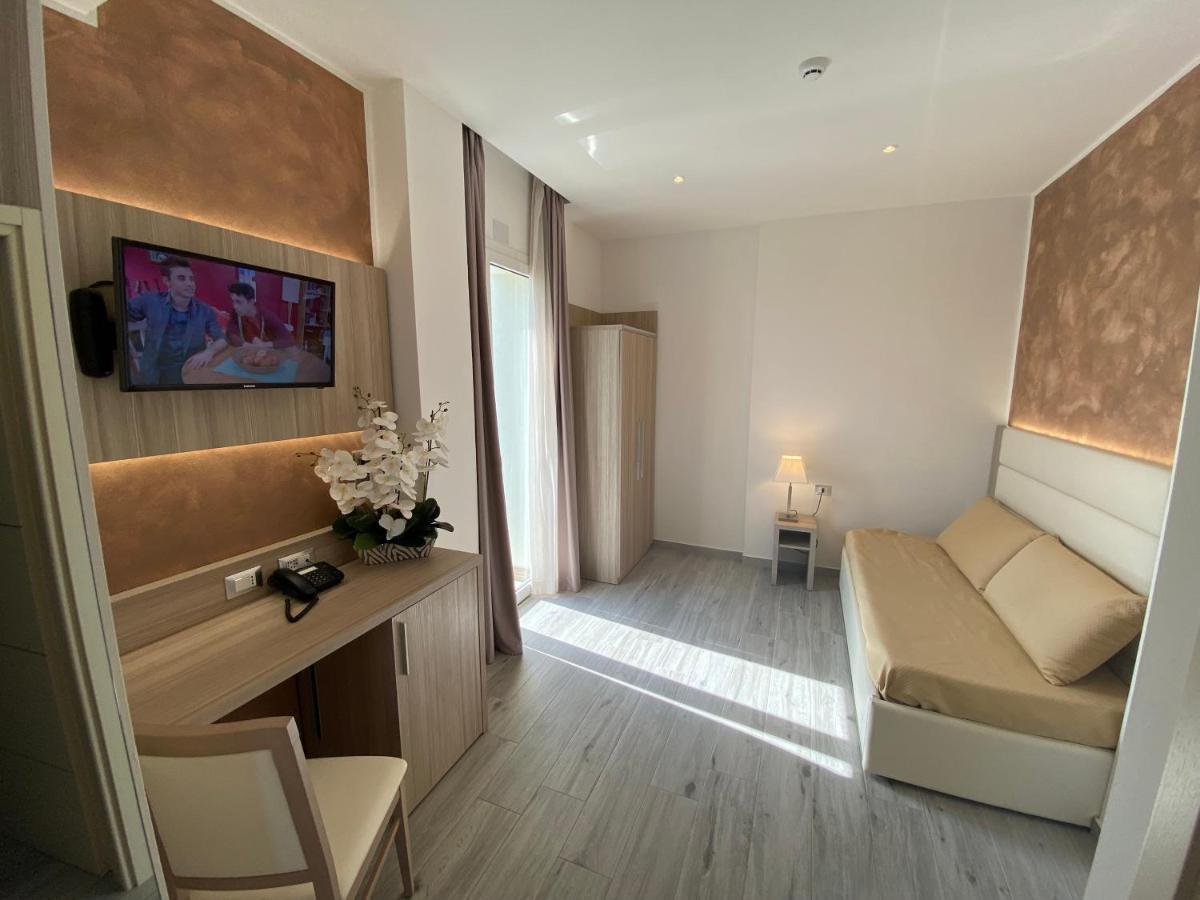 Hotel Caesar Paladium Rimini Zewnętrze zdjęcie