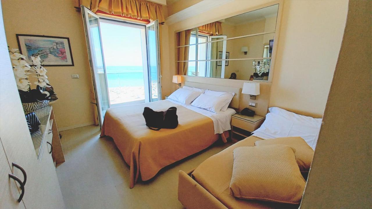 Hotel Caesar Paladium Rimini Zewnętrze zdjęcie