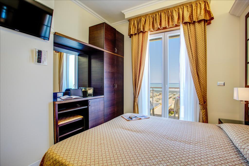 Hotel Caesar Paladium Rimini Pokój zdjęcie