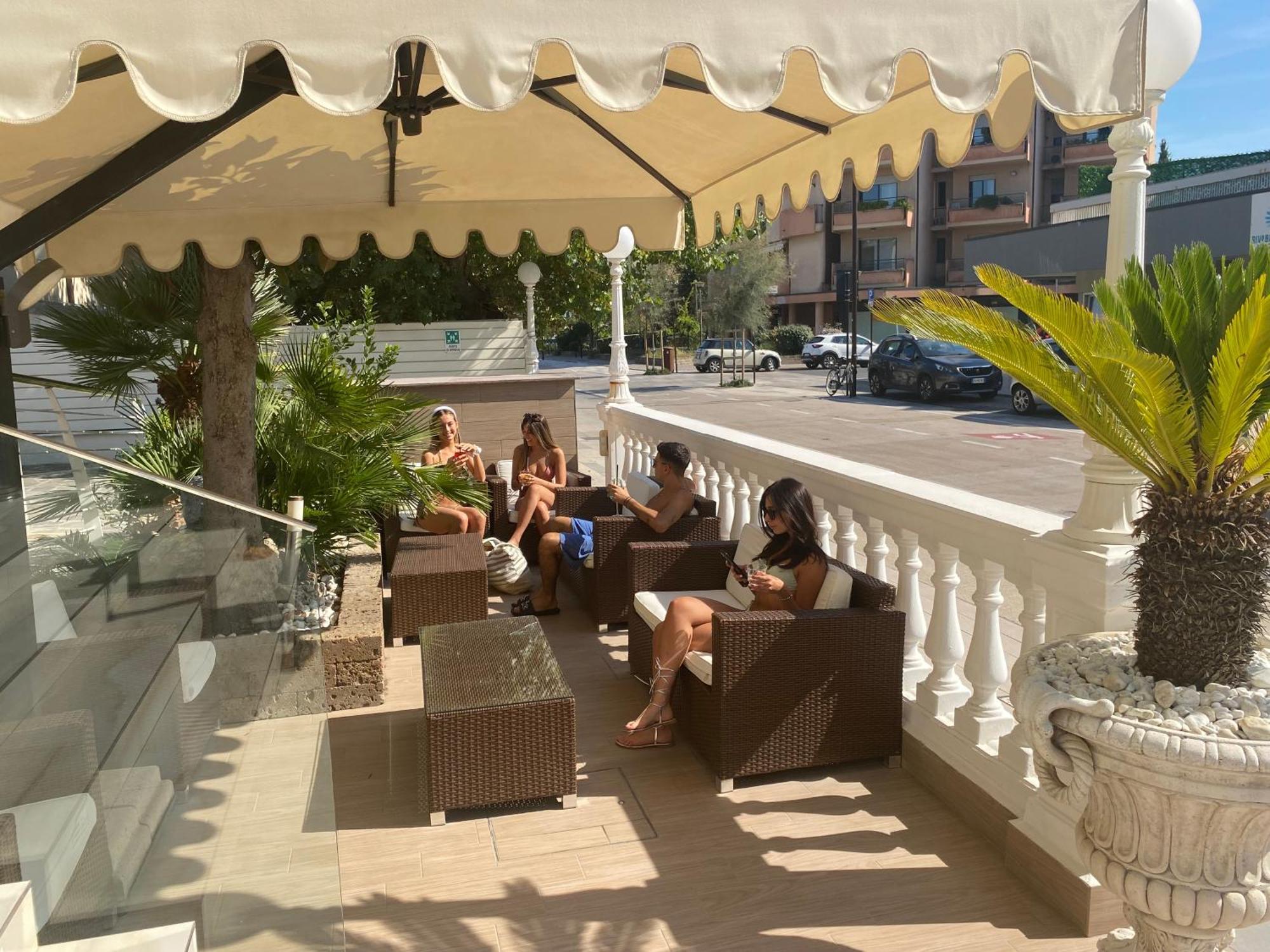 Hotel Caesar Paladium Rimini Zewnętrze zdjęcie